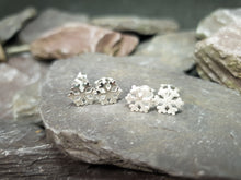Load image into Gallery viewer, Snowflake stud earrings