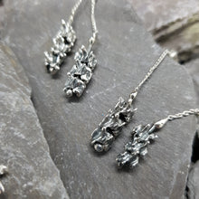 Load image into Gallery viewer, Mini Vertabrae dangling earrings