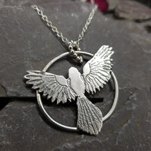Load image into Gallery viewer, Kasasagi magpie necklace