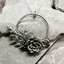 Load image into Gallery viewer, Large succulent wreath