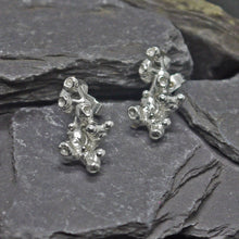 Load image into Gallery viewer, Umi - coral stud earrings