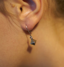 Load image into Gallery viewer, Dice earrings