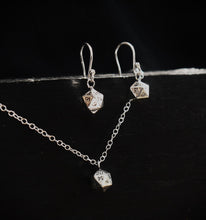 Load image into Gallery viewer, D20 earrings