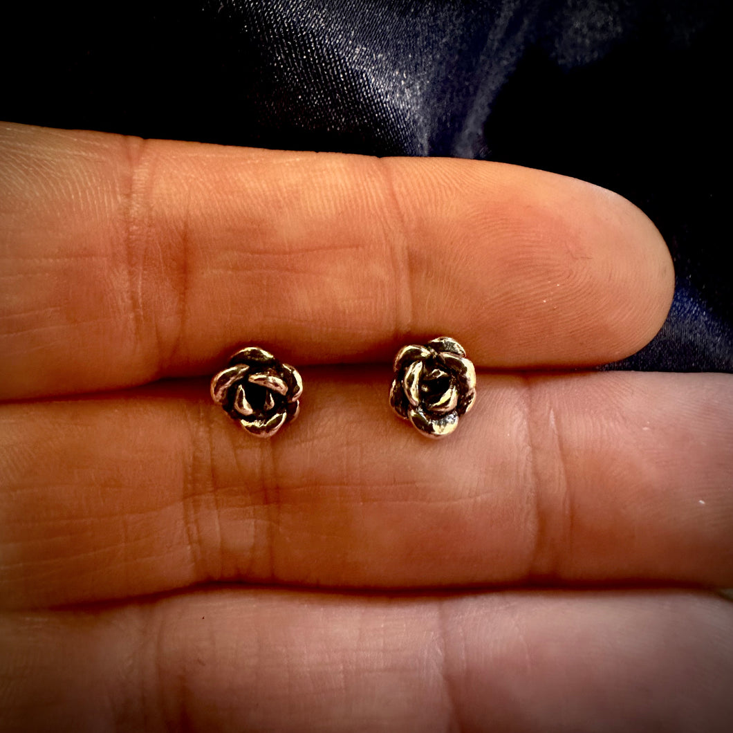 Small rose stud earrings