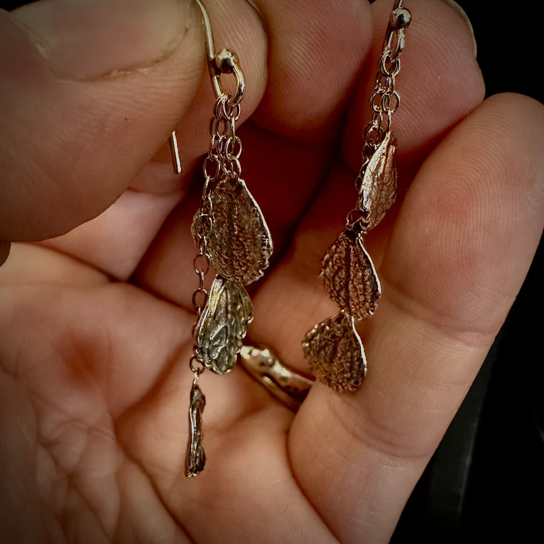 Little leaf earrings
