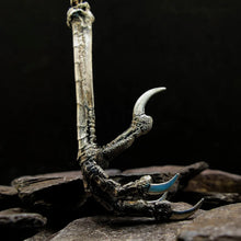 Load image into Gallery viewer, Magpie talon necklace