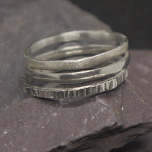 Load image into Gallery viewer, Elegant contemporary stacking rings
